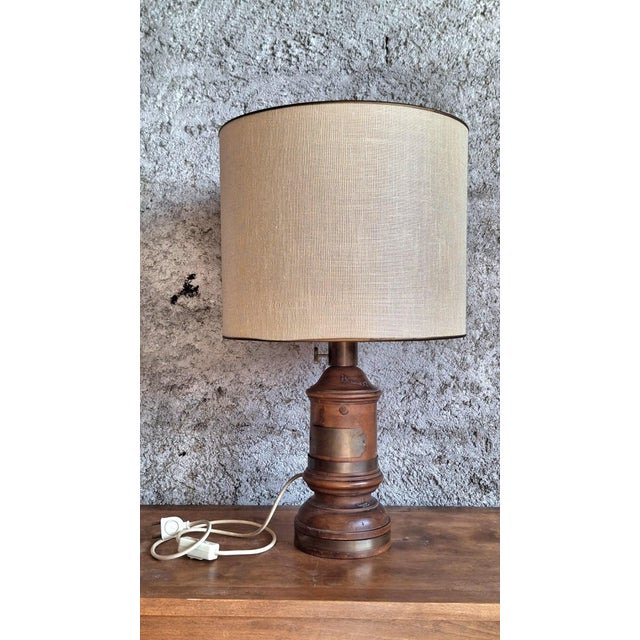 Antique Lamp in Turned Wood and Engraved Brass from Royal Adelaide, 1890s For Sale - Image 13 of 13