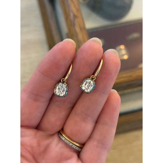 Contemporary 3.00 Carats Old Mine Cut Diamond Drop Hoop Earrings, Pair For Sale - Image 3 of 9
