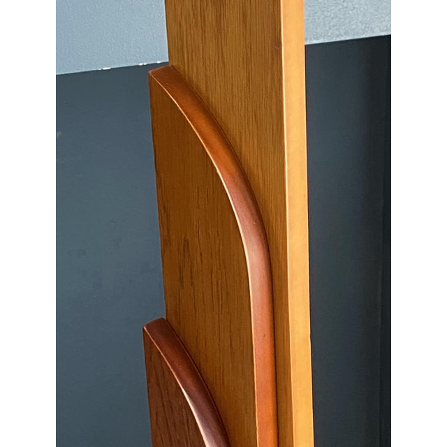Vintage floor lamp in very good condition, Teak frame in very good condition, E27 socket, working wiring Height 167cm...