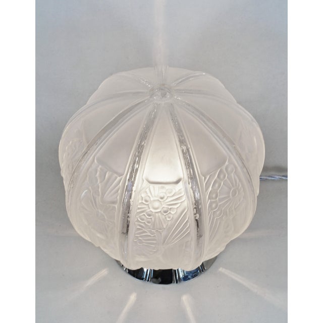1930s French Art Deco Table Lamp by Verreries Des Hanots 1930 France For Sale - Image 5 of 8