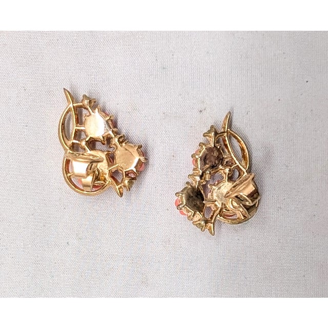 Metal Vintage 1950s Signed Crown Trifari Goldtone Faux-Coral Melon Rhinestone Clip Earrings-2 Pieces For Sale - Image 7 of 8