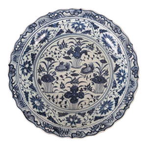 Yuan Style Mandarin Duck Lotus Pond Charger