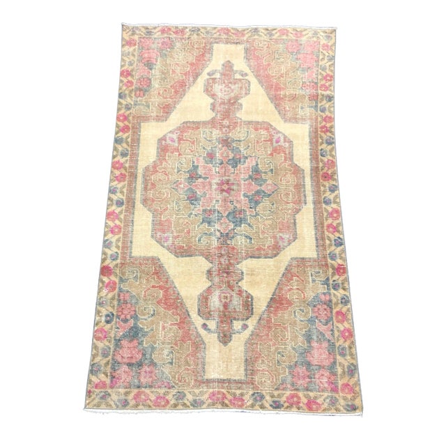 Vintage Bohemian Turkish Oushak Floral Beige and Red Rug For Sale
