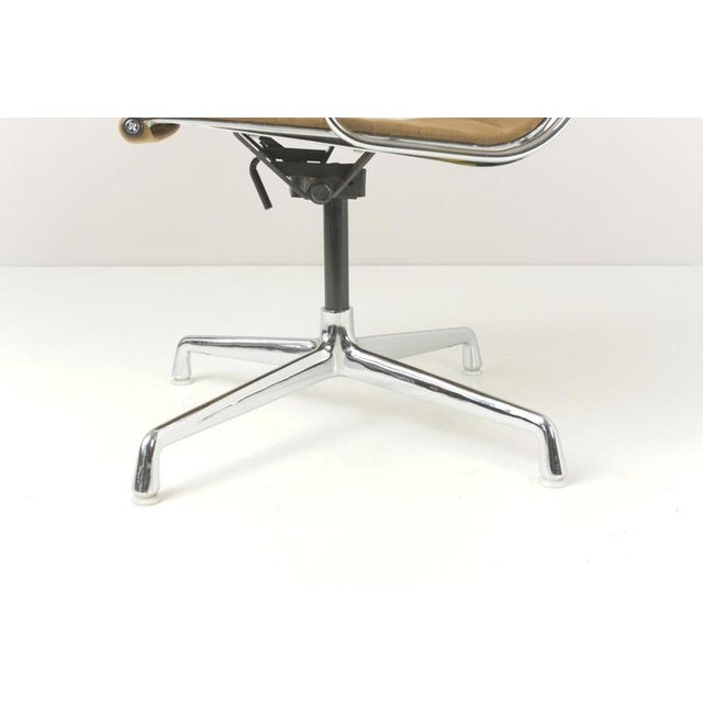 Alu Group Conference Chair by Ray and Charles Eames for Herman Miller, USA, 1958 For Sale - Image 14 of 18