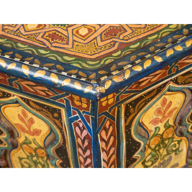 Moroccan Moorish Style 1920s Table with Hexagonal Top and Polychrome Décor For Sale - Image 9 of 10