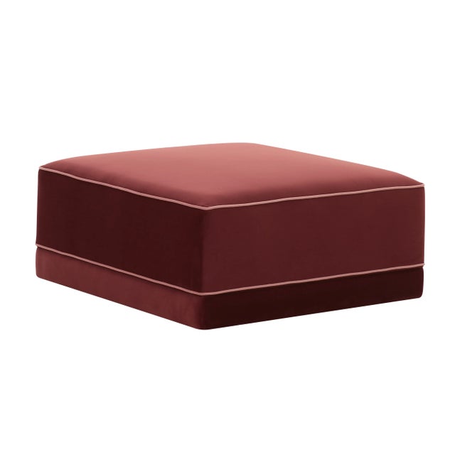 Discover the timeless elegance of the Willow Sectional, a modular masterpiece upholstered in luxurious velvet. This...