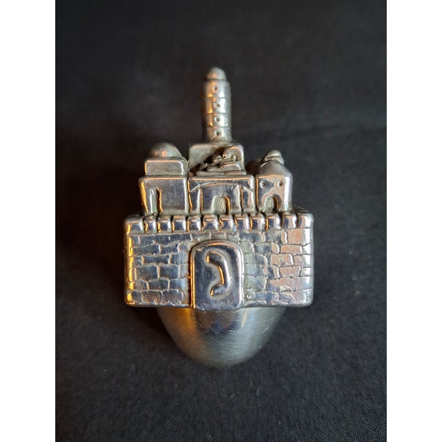 Late 20th Century Vintage Sterling Silver 925 Jerusalem Cityscape Dreidel Sevivon Judaica 40g For Sale - Image 5 of 15