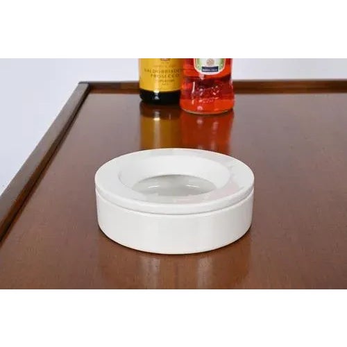 White Ceramic Ashtray by Angelo Mangiarotti for Danese Milano, 1960s For Sale - Image 6 of 13