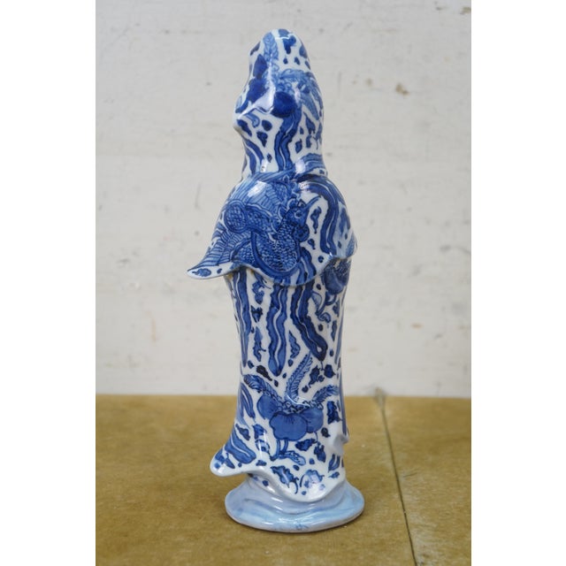 Late 20th Century Vintage Japanese Kutani Blue White Porcelain Quan Yin Goddess Statue 10" For Sale - Image 5 of 14