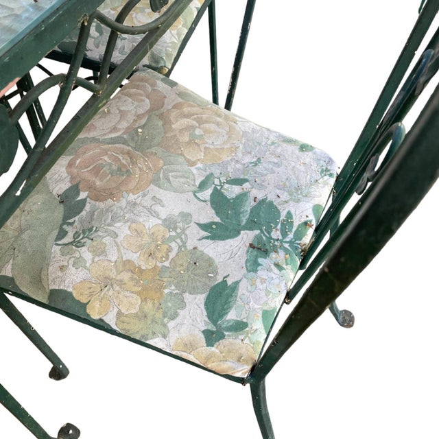 Forest Green 1986 Cast Iron Outdoor Garden Dining Set With Original Pebble Textured Semi Opaque Glass Top - Set of 5 For Sale - Image 8 of 9