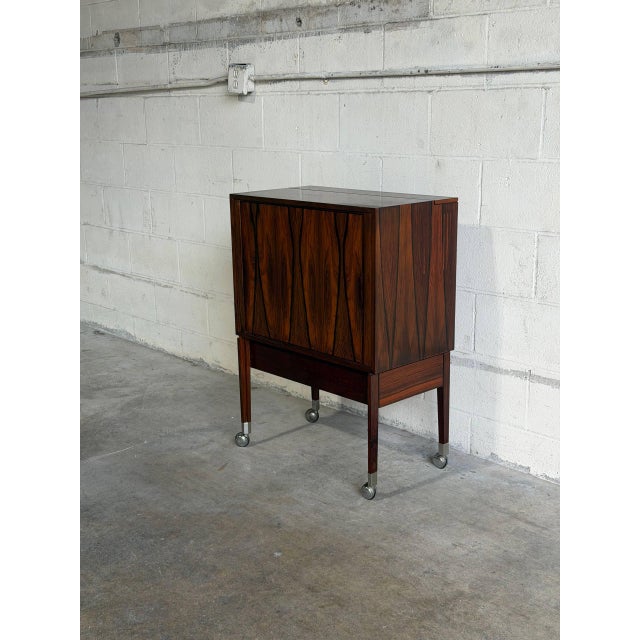Mid-Century Modern Rosewood Rolling Bar Cart Server Cabinet With Sliding Door Denmark 1960s For Sale - Image 3 of 10