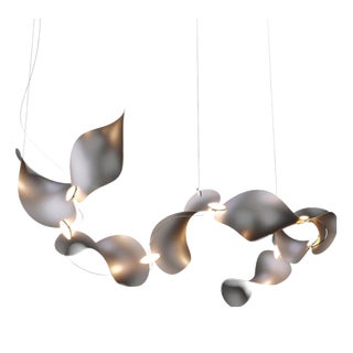 Dune 8 Curve Pendant Light in Aluminum with Silver Anodized Finish by Moss Objects For Sale