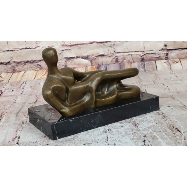 Henry Moore Reclining Woman by Henry Moore Abstract Modernist Figural Bronze Sculpture Statue For Sale - Image 4 of 10