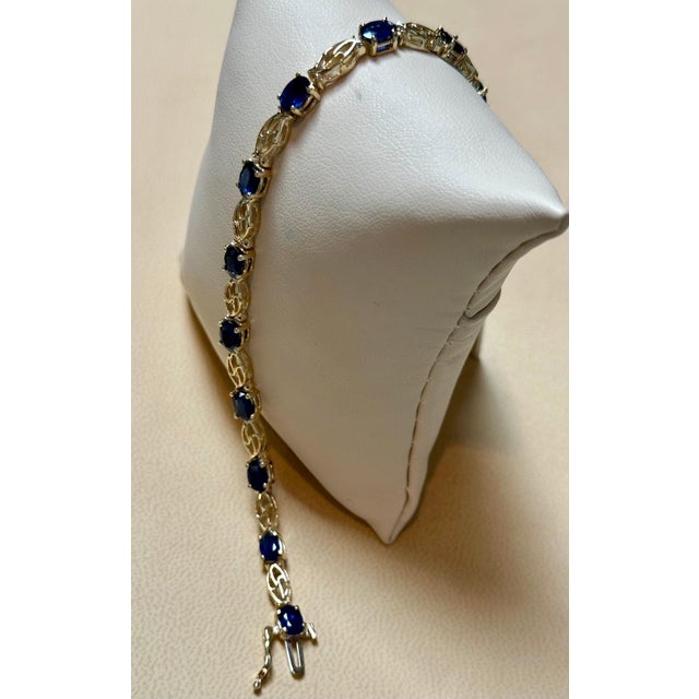 8Ct Natural Oval Blue Sapphire Tennis Bracelet 14 Karat Yellow Gold, 7 Inch Long For Sale - Image 4 of 18