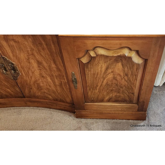 1950s Vintage 1950s John Widdicomb Mahogany Dining Room Breakfront China Cabinet For Sale - Image 5 of 12