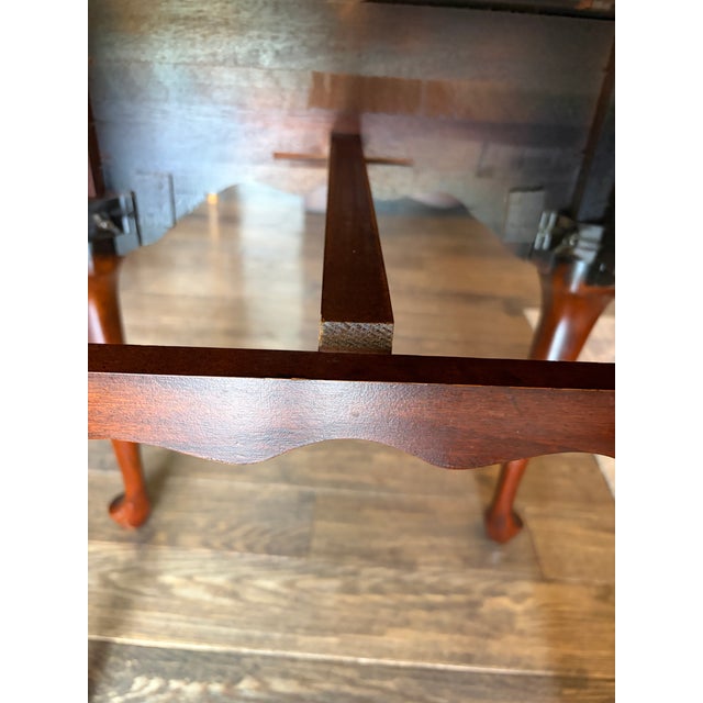 Wood Vintage Queen Anne Style One-Drawer End Table For Sale - Image 7 of 10