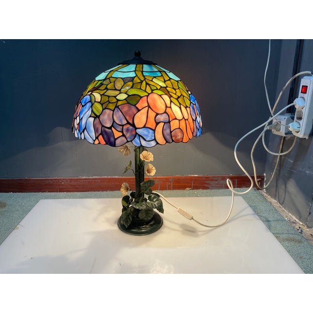 Tole Flower Table Lamp from Tiffany, 1960s For Sale - Image 12 of 13