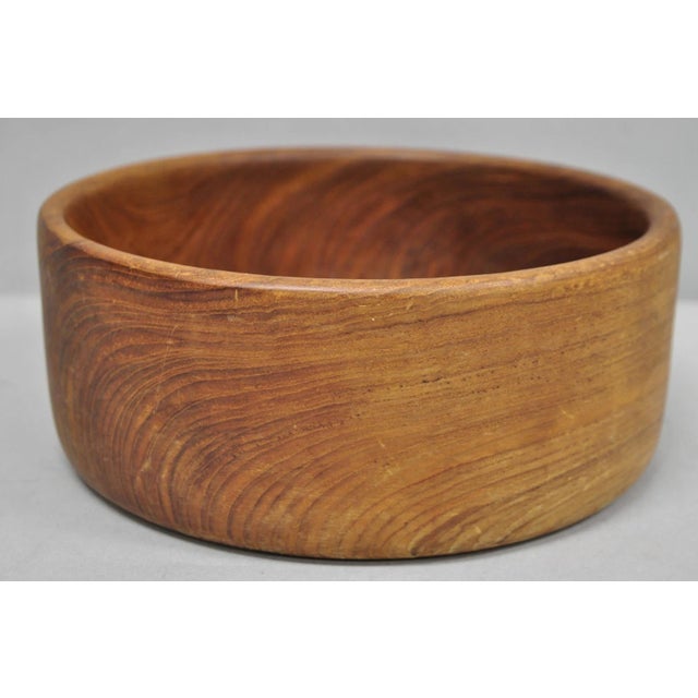 Wood Vintage Mid Century Danish Modern Carved Teak Wood Salad Fruit Bowl (A) For Sale - Image 7 of 13
