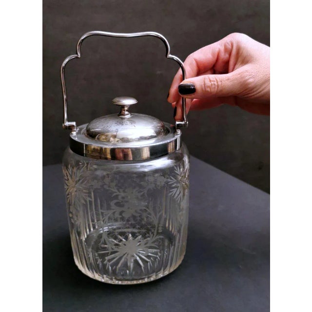 Mid 19th Century Mappin & Brothers Crystal & Silverplate Ice Bucket With Lid For Sale - Image 12 of 13