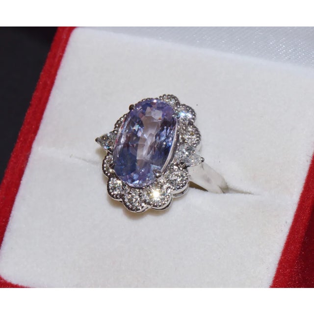 Blue GIA Natural 9.66CTS VS F Diamond No Heat Sapphire 18K Gold Dinner Halo Ring, size 6 For Sale - Image 8 of 10