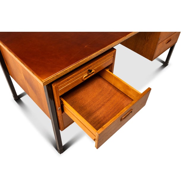 Mid-Century Modern Executive Desk in Oak & Steel W/ Leather Top Attributed to Herbert Hirche for Holzäpfel, Germany, C. 1960s For Sale - Image 9 of 18