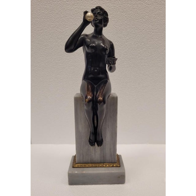 Black German Artist, Art Nouveau Woman Blowing Bubbles, Bronze and Marble, 1920s For Sale - Image 8 of 18