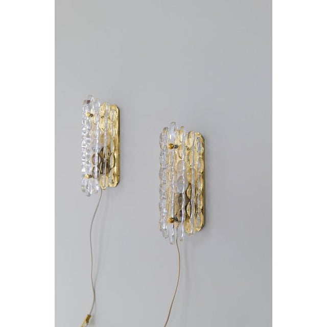 Mid-Century Modern Bubble Wall Lamps attributed to Carl Fagerlund for Orrefors, Sweden, 1960s, Set of 2 For Sale - Image 3 of 11