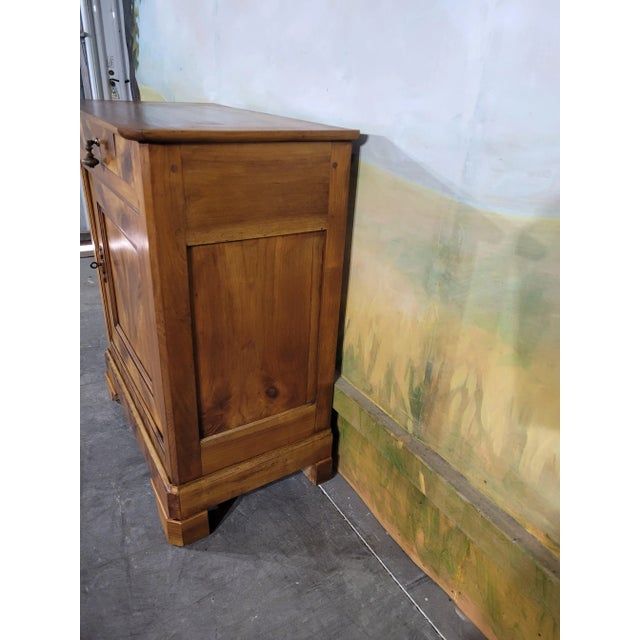 Louis Philippe Buffet in Cherry For Sale - Image 3 of 12