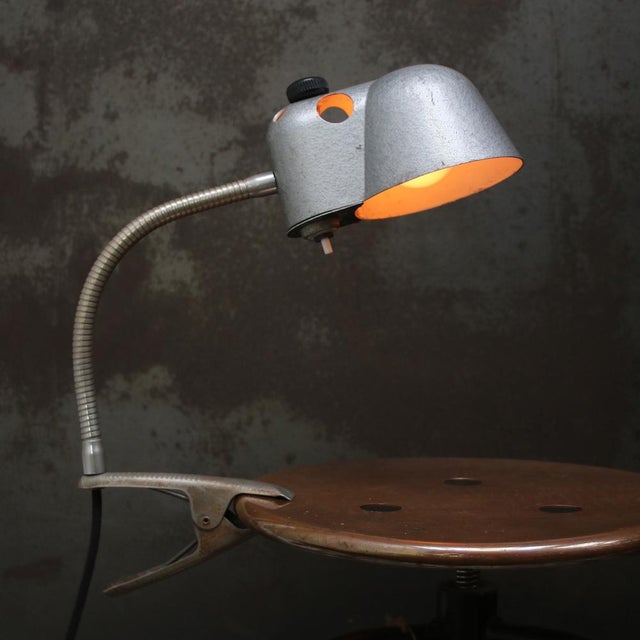 Mid-Century Modern Vintage Grey Flexible Arm Clamp Photography Spotlights For Sale - Image 3 of 8