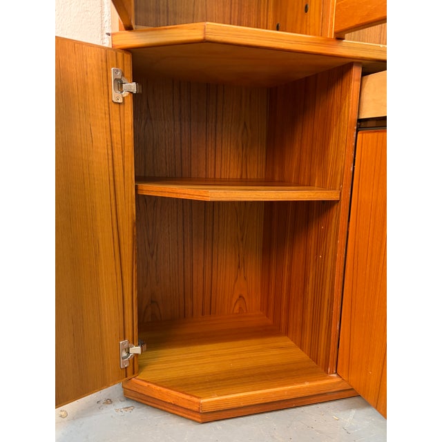 Goldenrod Vintage Teak Buffet Hutch Display Cabinet by Design Furniture Mfg. Ltd. For Sale - Image 8 of 14