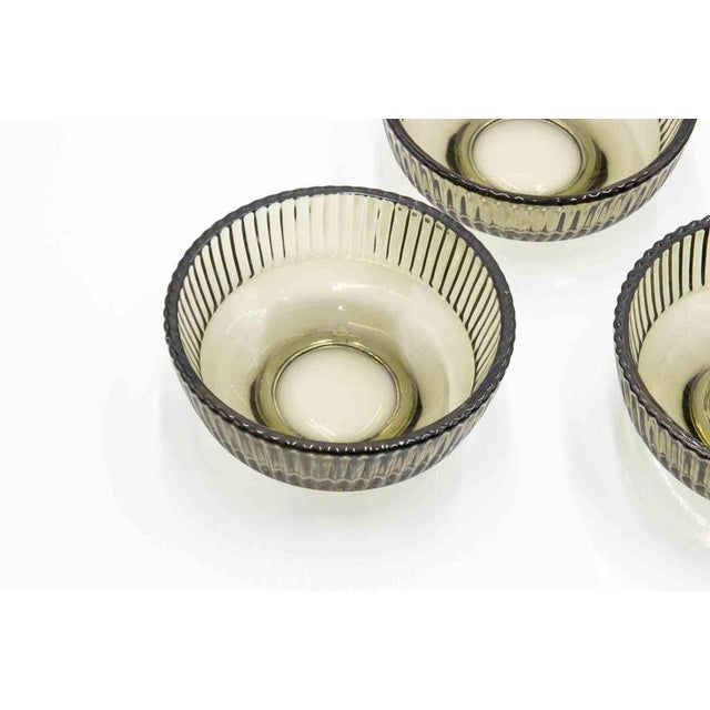 Vintage Italian Green Glass Serving Bowls, 1970s, Set of 4 For Sale - Image 3 of 5