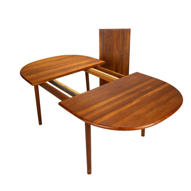 1980s Danish Modern Solid Teak Dining Table W/ Leaf, Oval Extension Table For Sale - Image 14 of 16