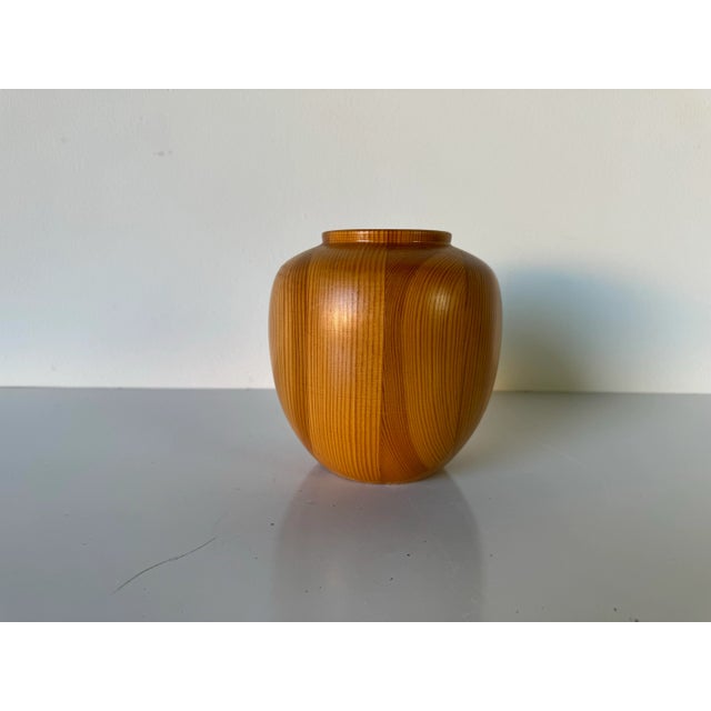 A beautifully executed, Vintage handmade turned Pine wood decorative vase. C,1980's. Great organic colors! Measures: 5.5"...