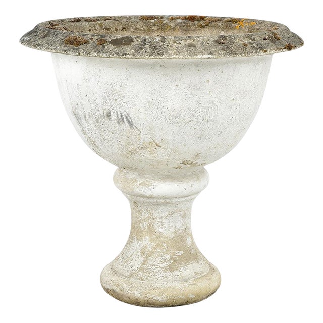 Outdoor Planter in Stone For Sale