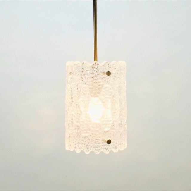 Orrefors Mid-Century Modern Crystal Glass and Brass Pendant Light by Carl Fagerlund for Orrefors, Sweden, 1960s For Sale - Image 4 of 10