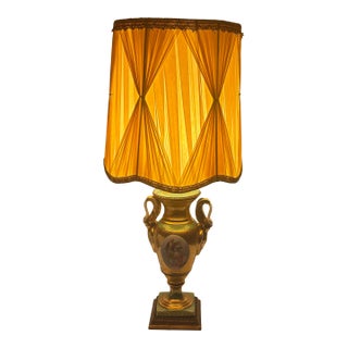 Late 19th to Early 20th Century Porcelain Urn Table Lamp For Sale