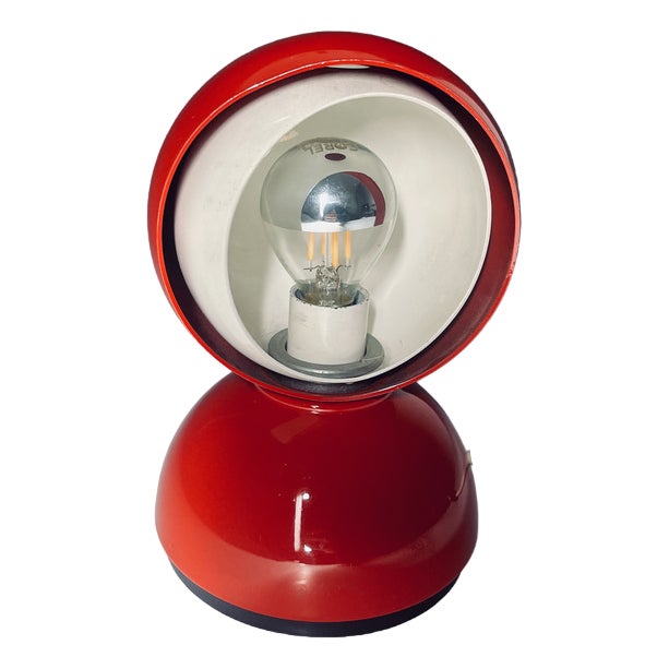 Iconic Eclisse Table Lamp by Vico Magistretti for Artemide, Italy, 1970s For Sale