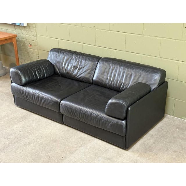 Mid-Century Modern Model DS-76 Daybed and Sofa in Black Leather by de Sede, 1980s, Set of 2 For Sale - Image 3 of 12