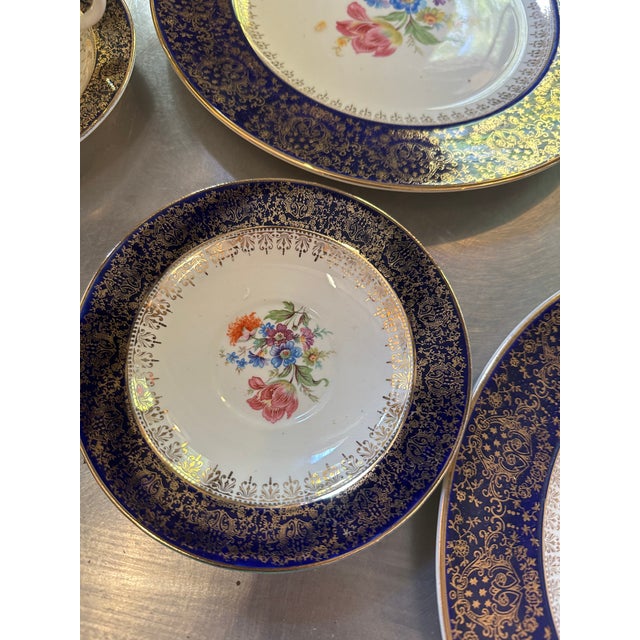 1970s 1970s 22 Kt Filigree Deep Blue Plate Set With Floral Accents- Set of 17 For Sale - Image 5 of 8