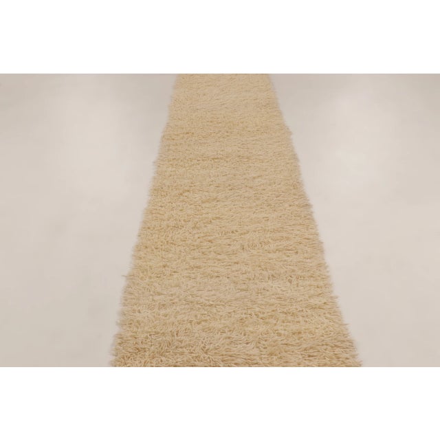 Traditional Vintage Tulu Solid Rug With Tonal Shag Pile in Beige and Cream - Rug & Kilim For Sale - Image 3 of 8