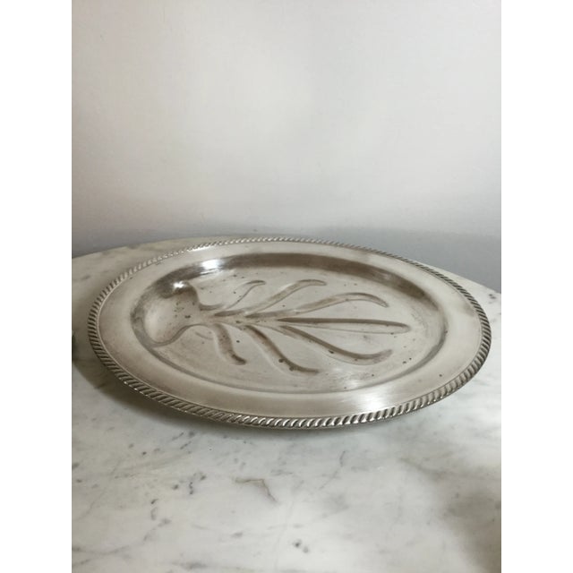 Traditional Vintage Oneida Ltd Silversmith Footed Meat Tray For Sale - Image 3 of 7