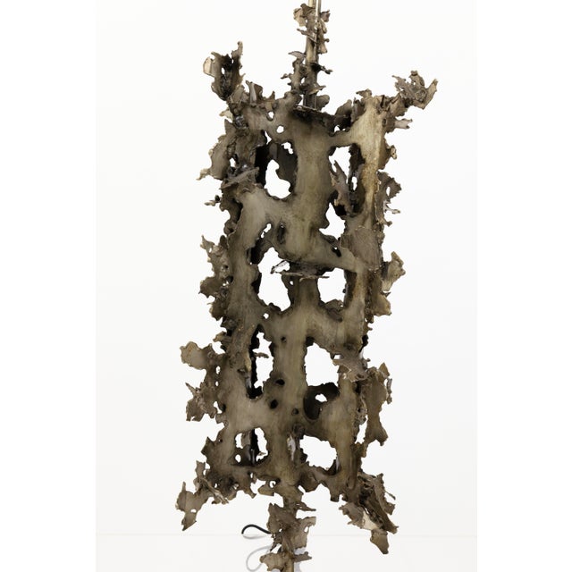 Marcello Fantoni Sculptural Brutalist Torch Cut Brass Table Lamp For Sale In Detroit - Image 6 of 7