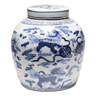 Blue & White Ginger Jar With Mythical Fu Lions For Sale