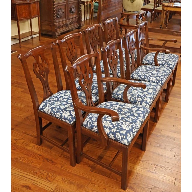 Henkel Harris 1980s Set of 8 Henkel Harris 101s Solid Mahogany Chippendale Style Dining Chairs For Sale - Image 4 of 17