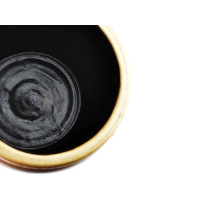 Ceramic Antique Early 1900's American 2 Gallon Salt Glazed Stoneware Crock For Sale - Image 7 of 7