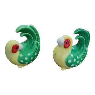 Vintage Fitz and Floyd Parrot Salt and Pepper Shakers For Sale