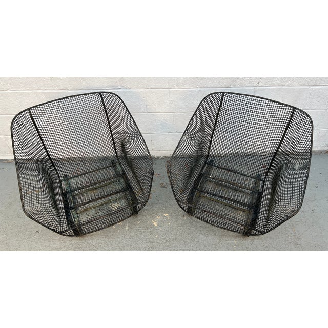 Pair of Vintage Mesh Spring Lounge Chairs Attributed to Russell Woodard For Sale In New York - Image 6 of 16