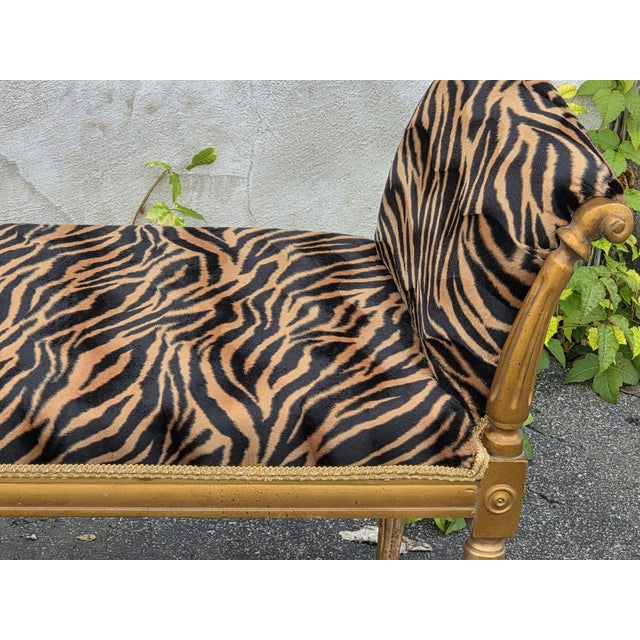 19th Century Italian Gilded Window Bench. For Sale - Image 10 of 17