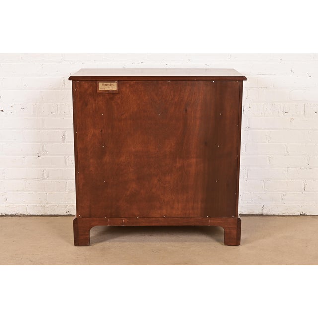 Henredon Georgian Banded Mahogany and Burl Wood Chest of Drawers, Newly Refinished For Sale - Image 14 of 17