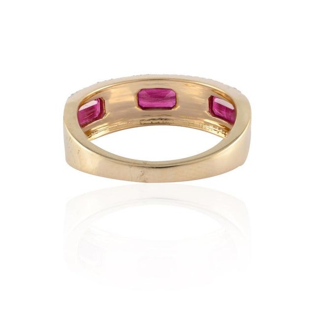 Statement Diamond and Ruby Ring Studded in 14k Gold Size 7 For Sale - Image 4 of 6